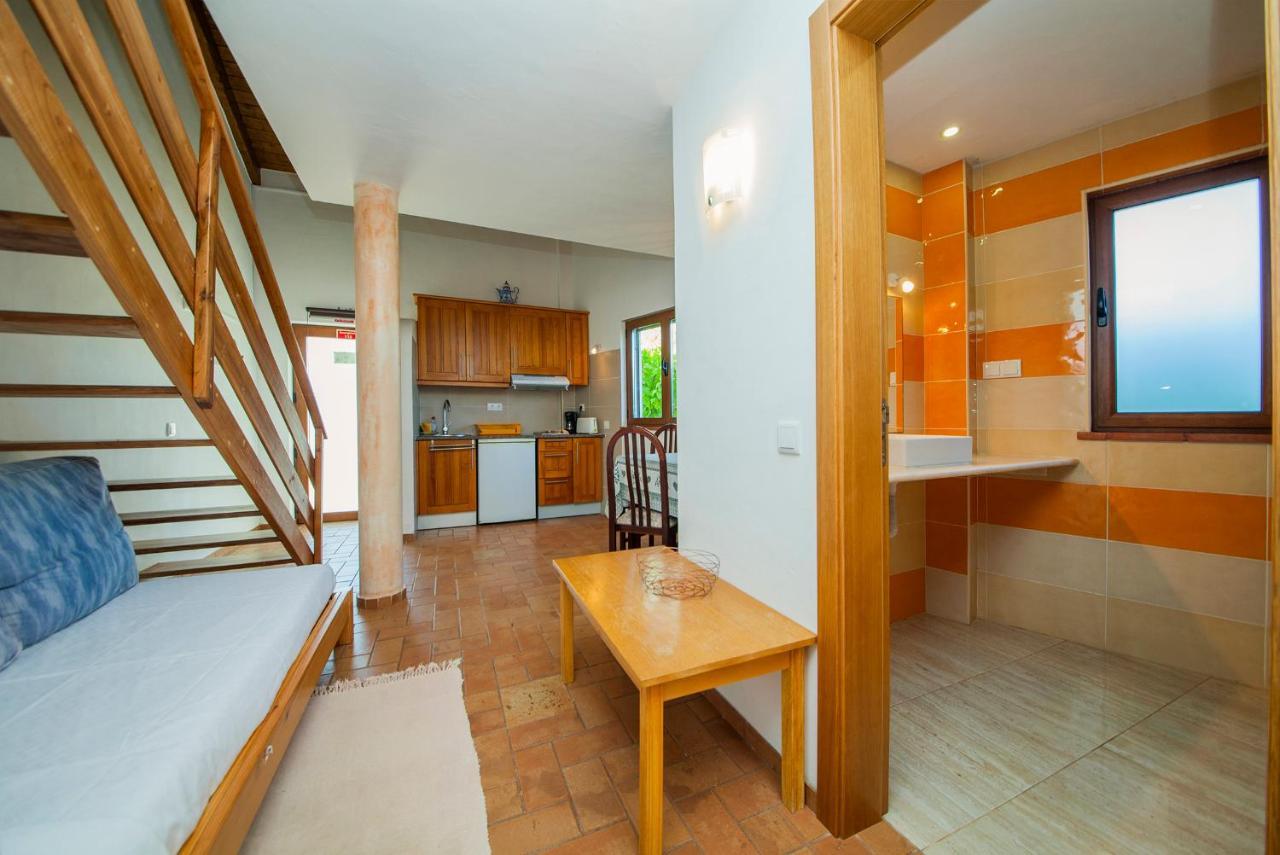 H - Montes De Praias Guesthouse Aljezur Dış mekan fotoğraf