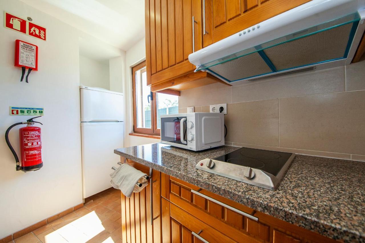 H - Montes De Praias Guesthouse Aljezur Dış mekan fotoğraf