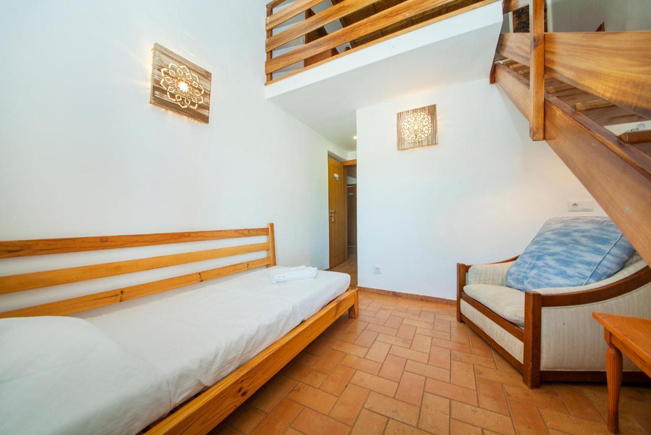 H - Montes De Praias Guesthouse Aljezur Dış mekan fotoğraf