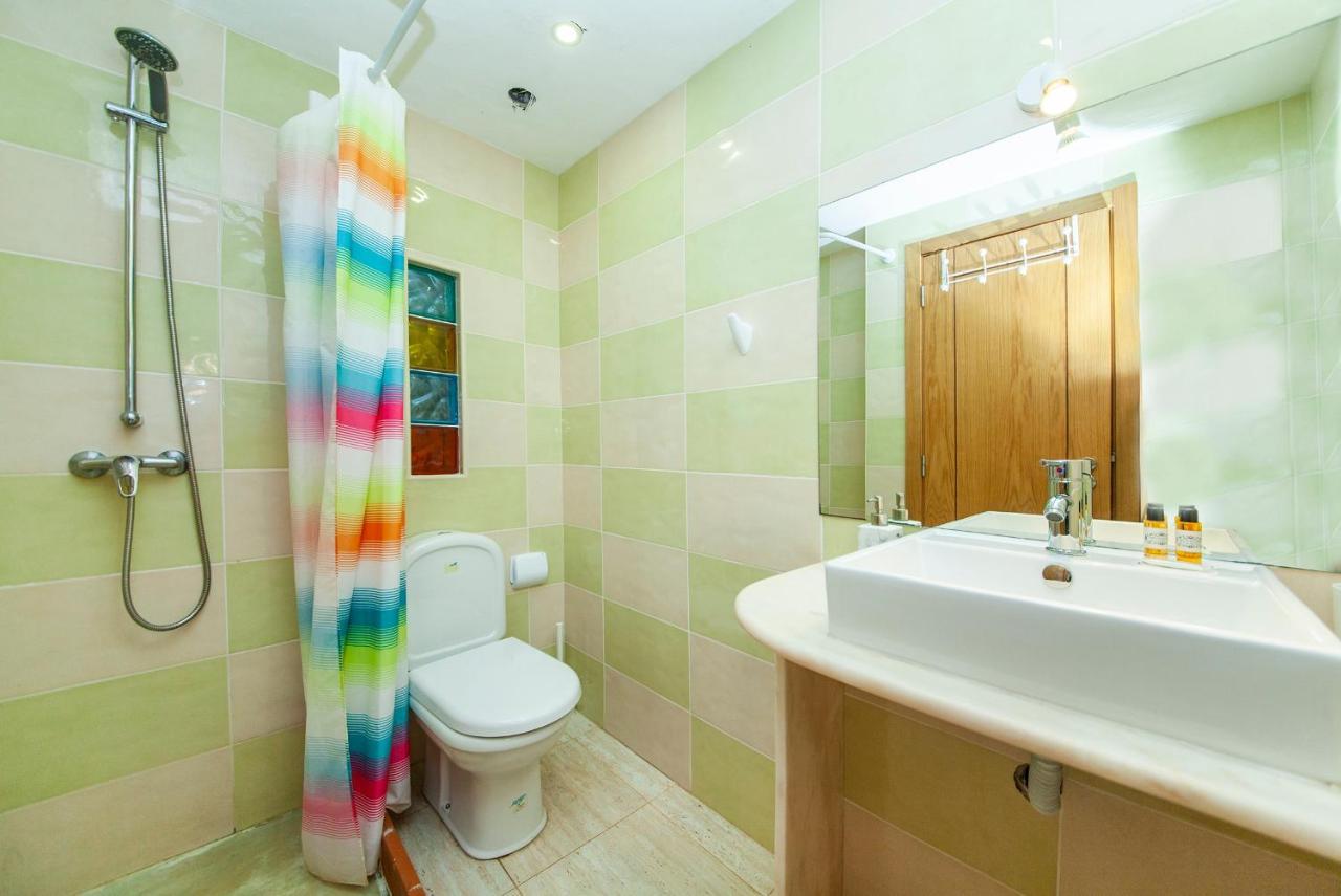 H - Montes De Praias Guesthouse Aljezur Dış mekan fotoğraf